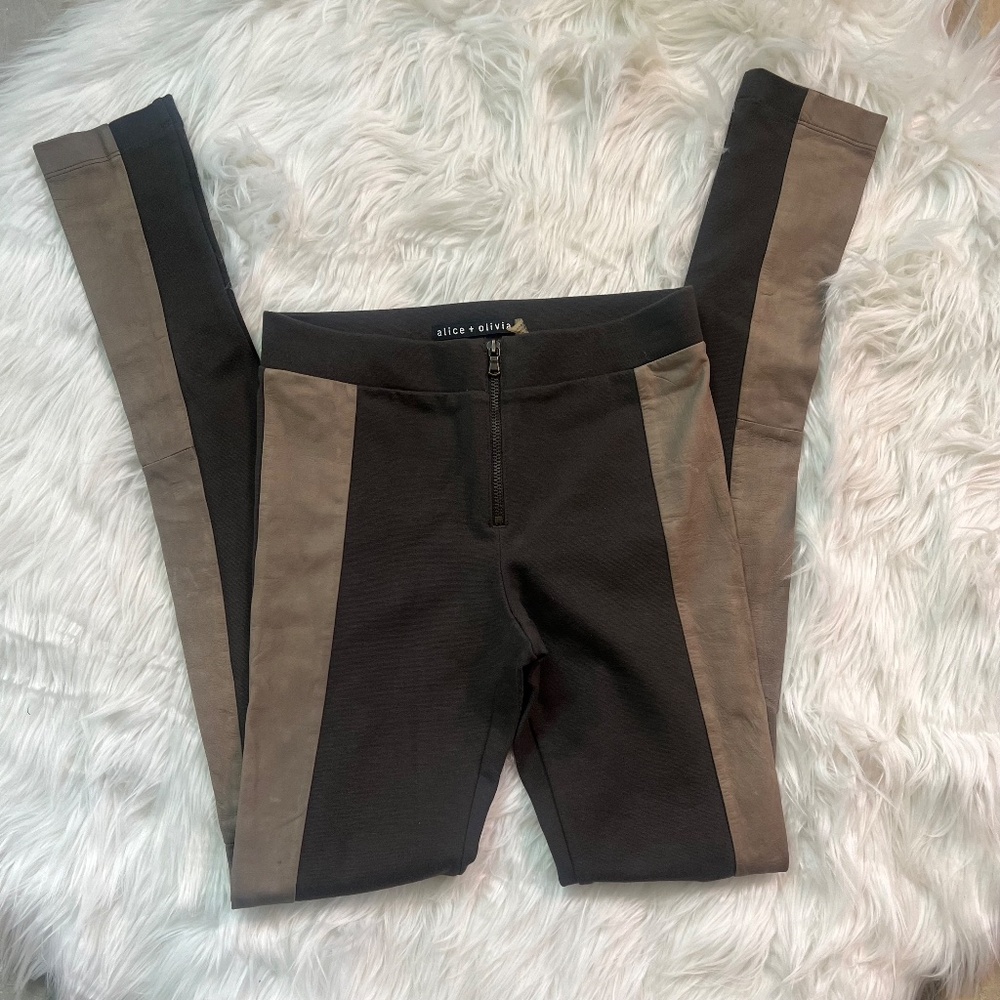Like New [alice + olivia] Low Rise Brown Leather Legging · Skinny Pants | XS · 0